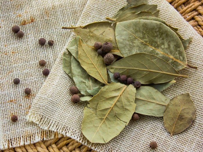 Top 8 Benefits of Bay Leaves.